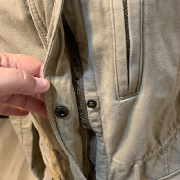 Ambercrombie & Fitch lightweight trench coat size Small safari w/hood. - Picture 5 of 13